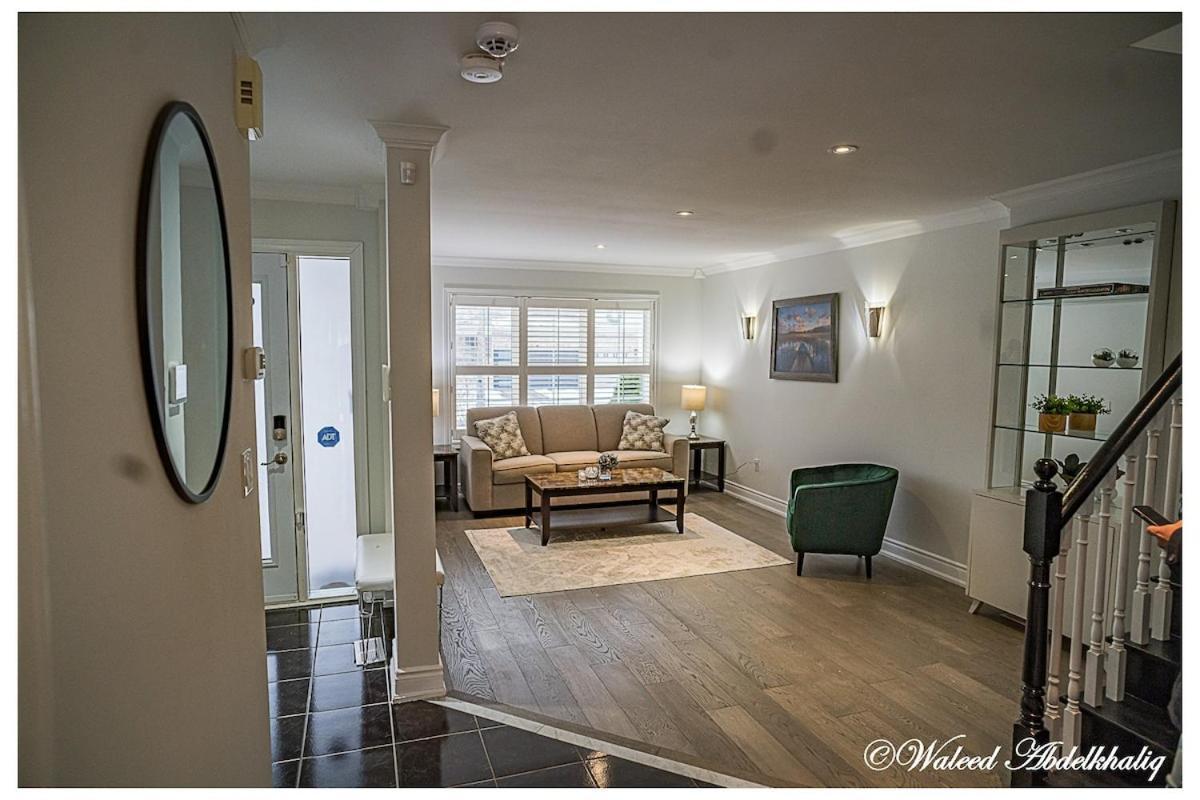 Sunroom House - 4 Bedrooms Mississauga Buitenkant foto